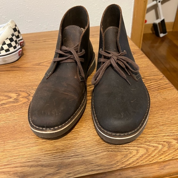 Clarks chukka boots